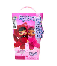 Load image into Gallery viewer, CLOE VDAY BRATZIEZ PLUSH KEYCHAIN